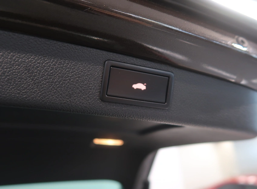 Superb