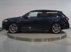 Q7