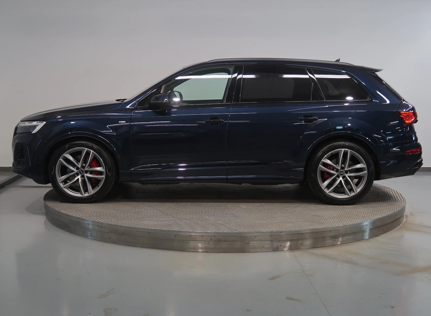 Q7