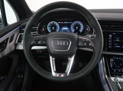 Q7