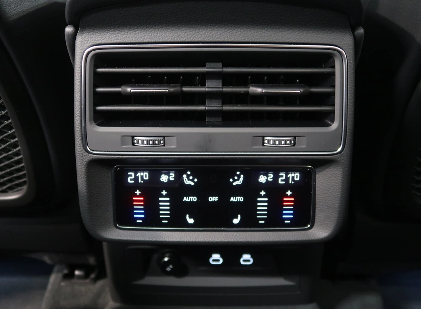 Q7