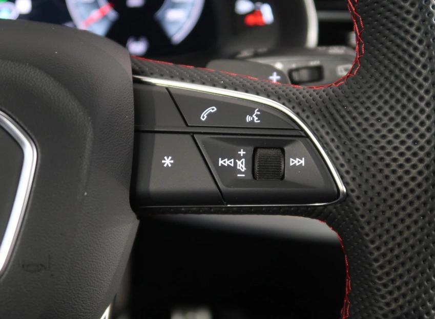 Q7
