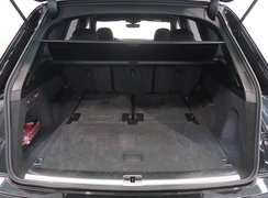 Q7