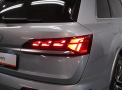 Q7