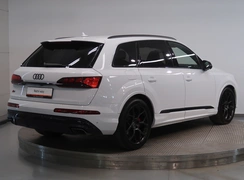 Q7