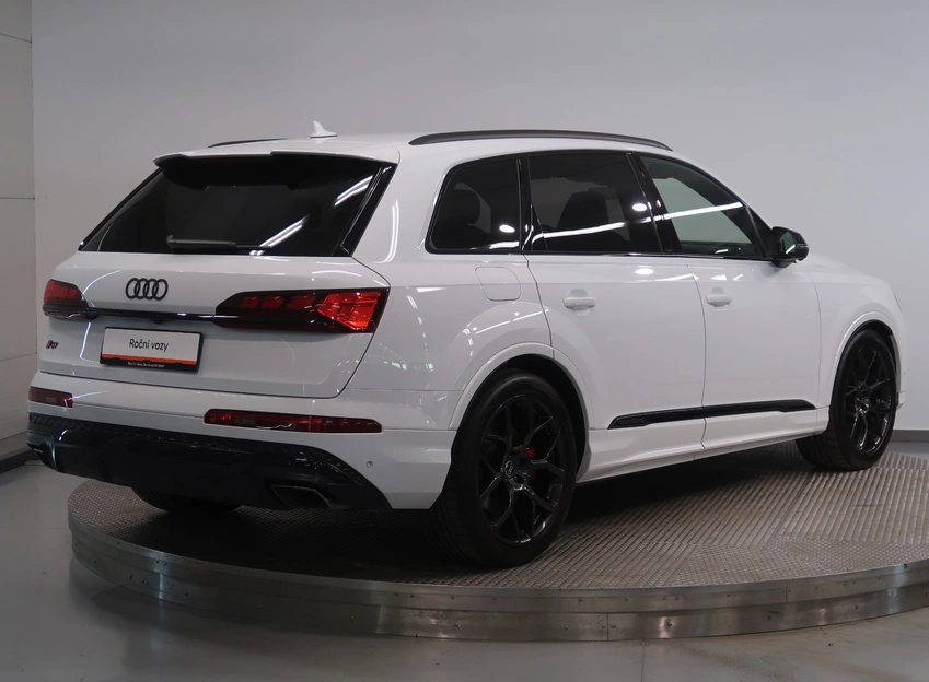 Q7