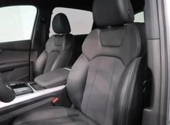 Q7