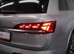 Q7