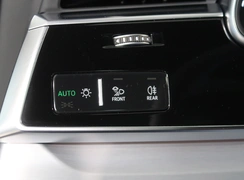 Q7