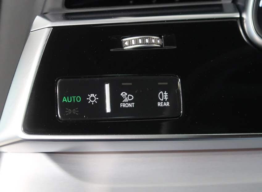 Q7