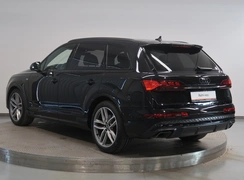 Q7