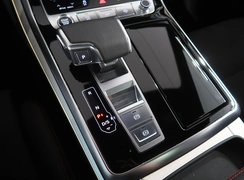 Q7