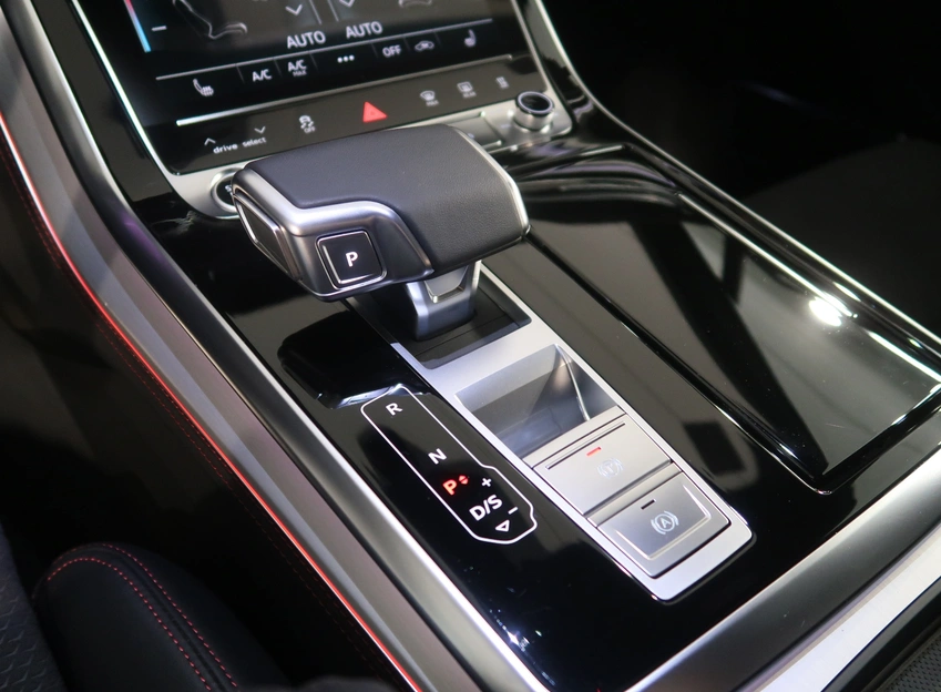 Q7