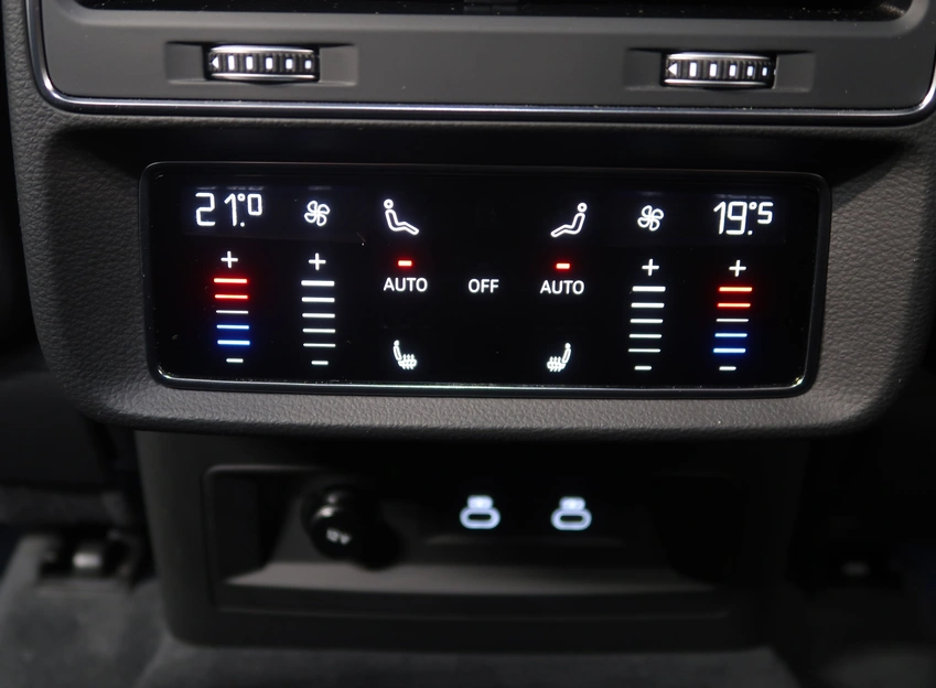 Q7