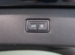Q7
