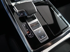 Q7