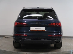 Q7