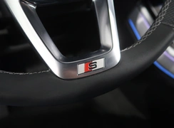 Q7