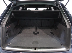 Q7
