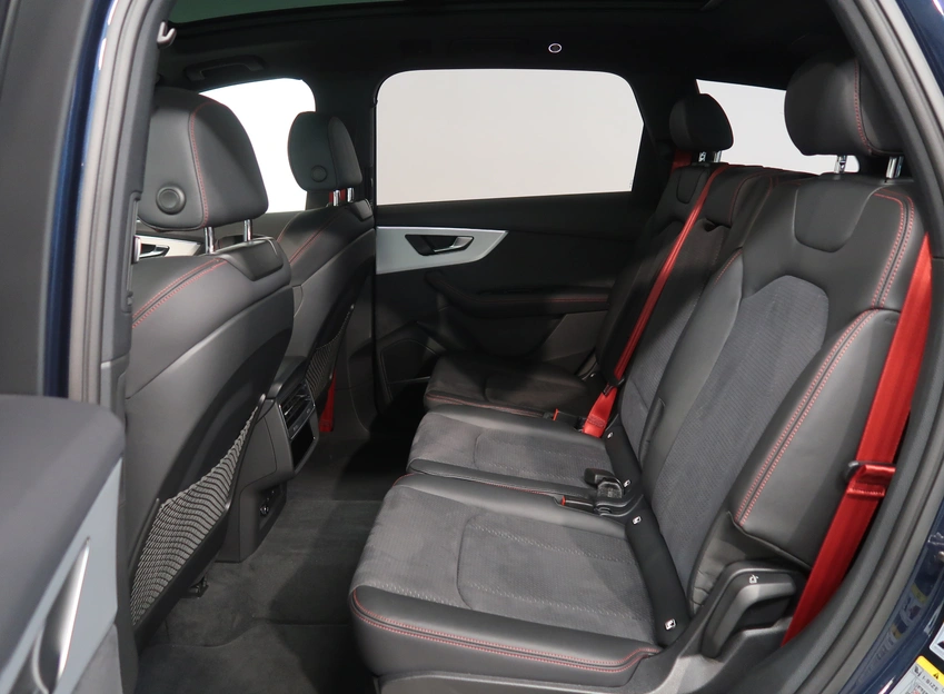 Q7