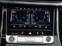 Q7