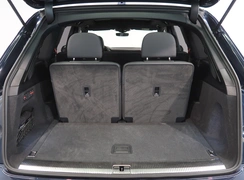 Q7