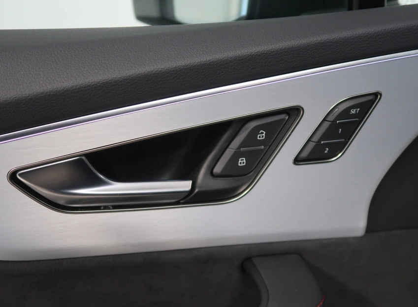 Q7