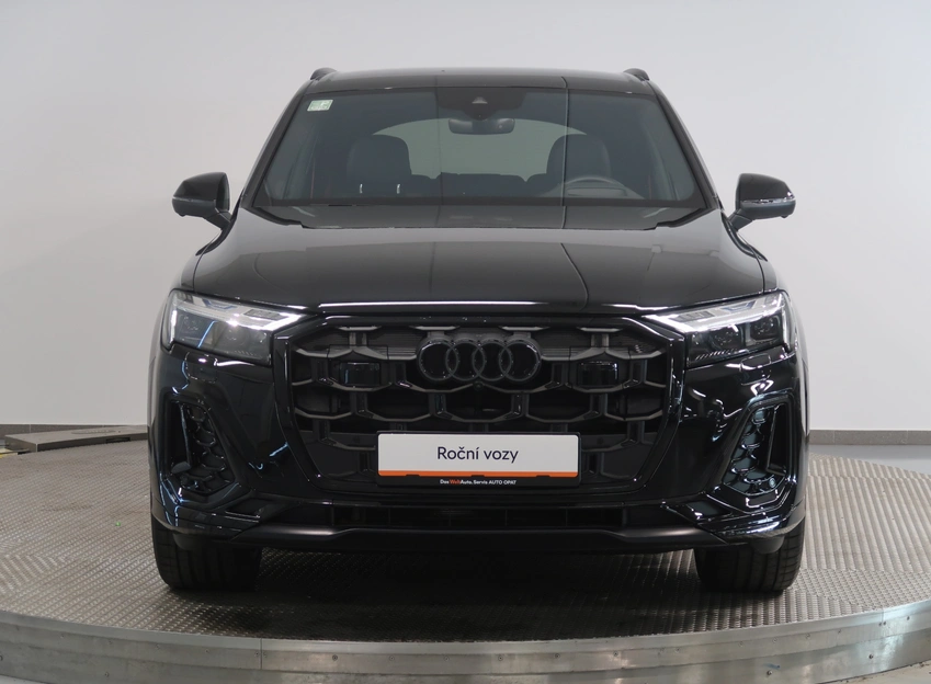 Q7