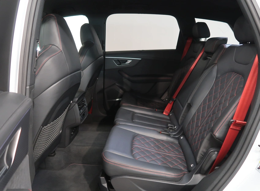 Q7