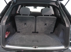 Q7