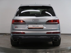 Q7