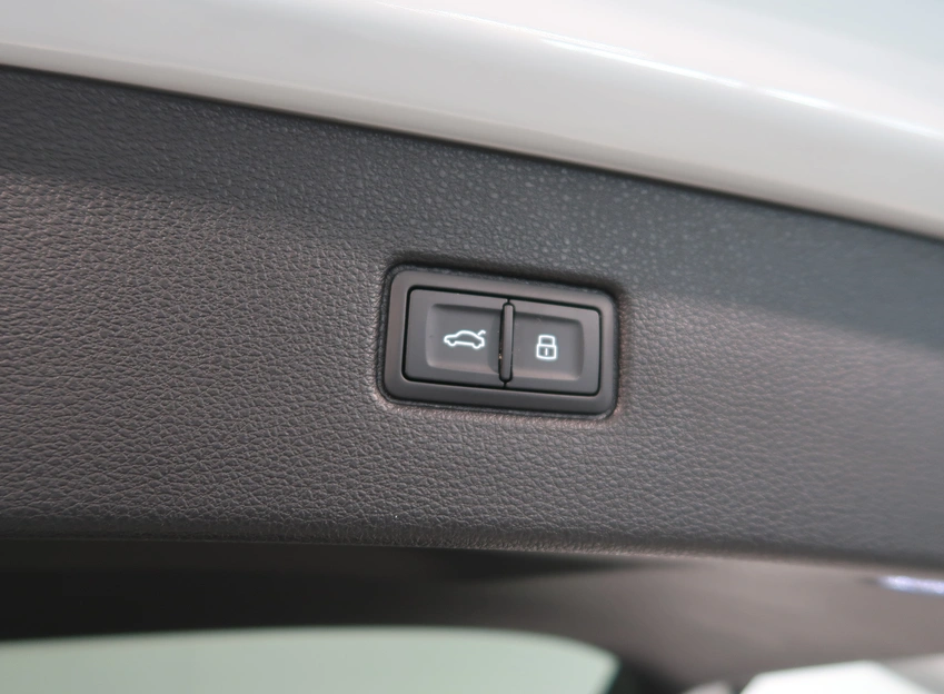 Q7