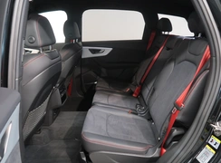 Q7