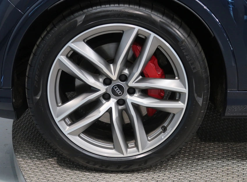 Q7