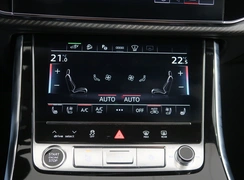 Q7