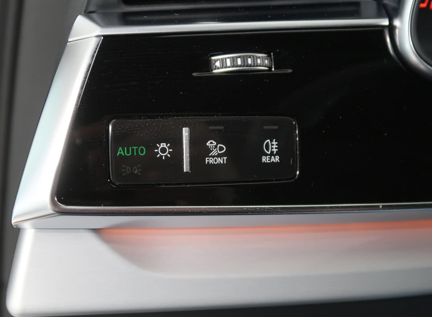 Q7