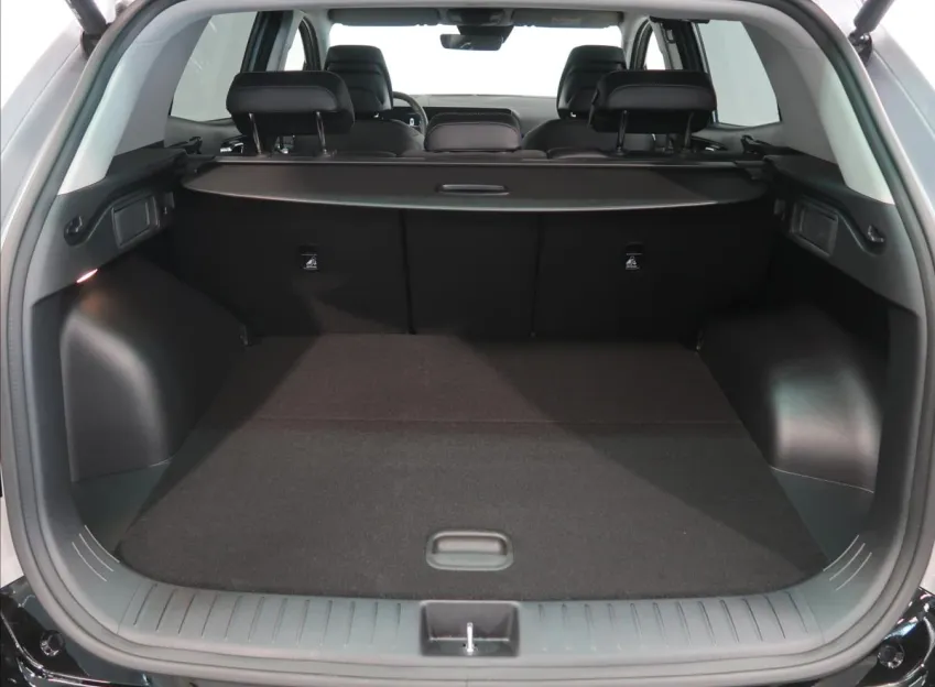 Kia Sportage 1,6 T-GDi 4x2 7DCT  TOP