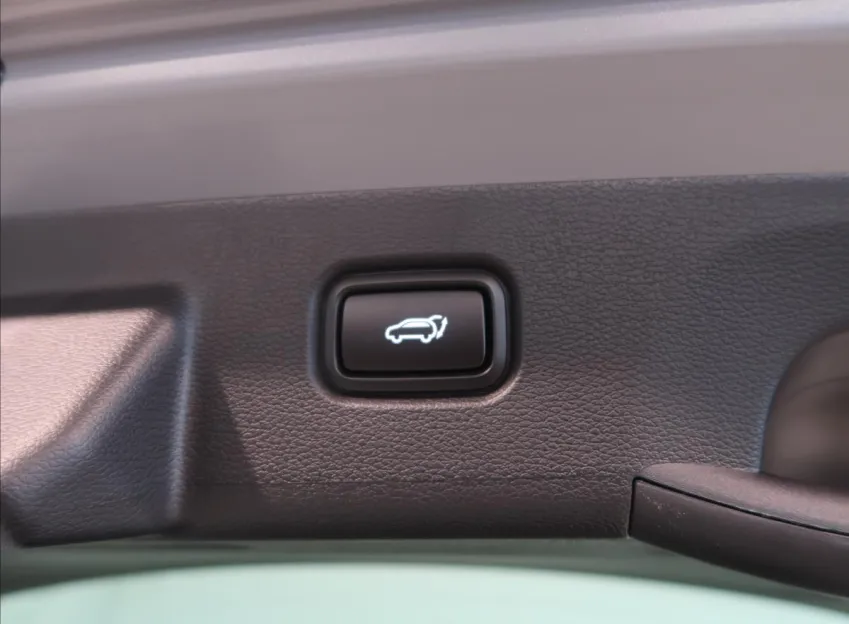 Kia Sportage 1,6 T-GDi 4x2 7DCT  TOP