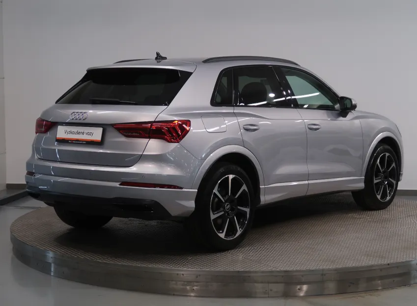 Audi Q3 S-LINE 1.5TSI 110KW AUTOMAT