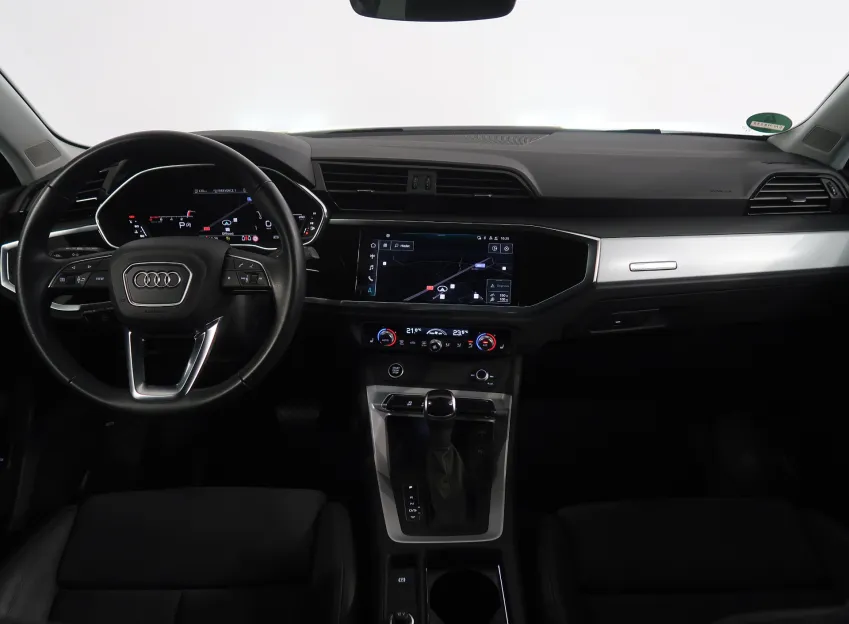 Audi Q3 S-LINE 1.5TSI 110KW AUTOMAT