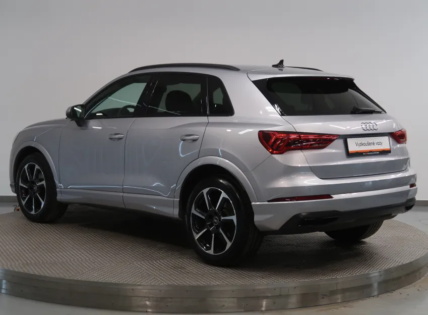 Audi Q3 S-LINE 1.5TSI 110KW AUTOMAT