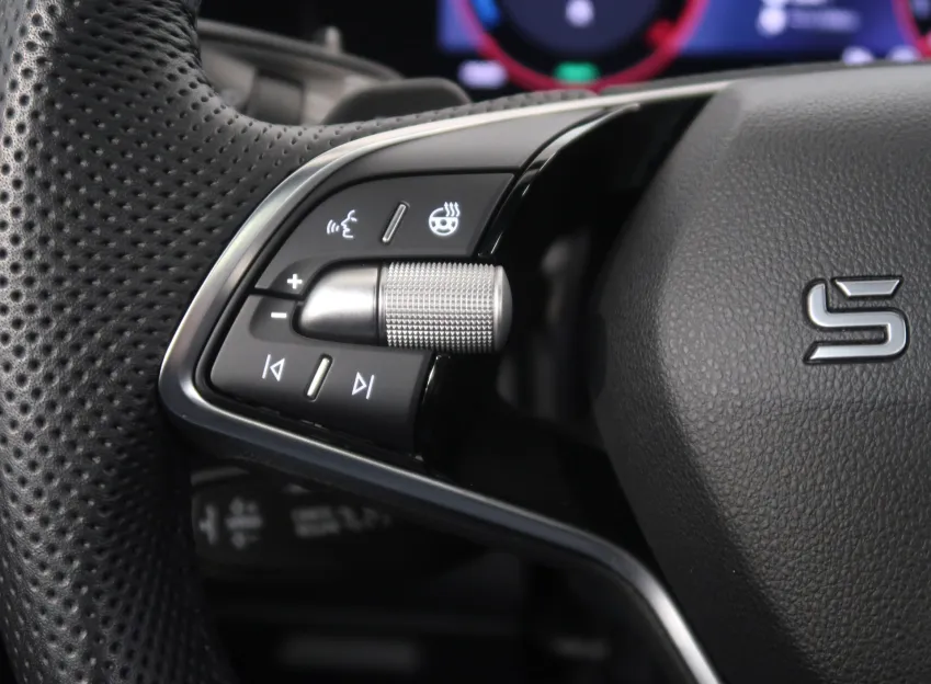 Škoda Kodiaq iV SPORTLINE 1.5TSI 150KW TAŽNÉ CANTON PANO