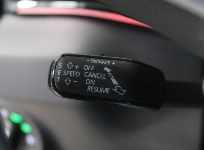 Škoda Karoq SPORTLINE 2.0TSI 140KW 4x4 DSG NAVI LED MATRIX