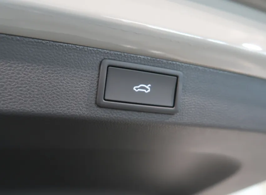 Škoda Karoq SPORTLINE 2.0TSI 140KW 4x4 DSG NAVI LED MATRIX