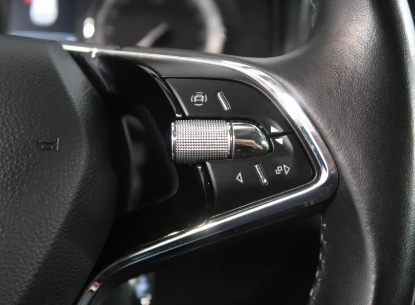 Škoda Karoq STYLE 2.0TDI 85KW TAŽNÉ