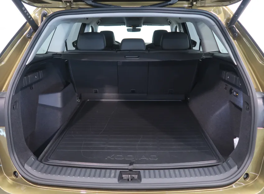 Škoda Kodiaq EXCLUSIVE 2.0TDI 142KW 4x4 DSG TAŽNÉ WEBASTO CANTO