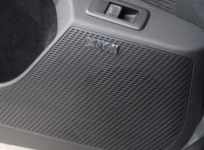 Škoda Octavia EXCLUSIVE 1.5TSI M-HEV 110KW DSG TAŽNÉ CANTON