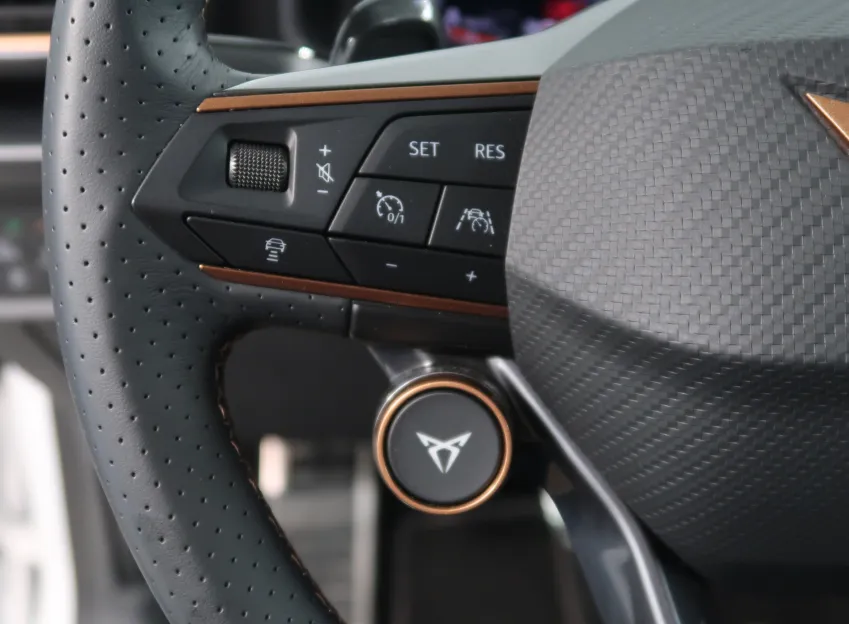 Cupra Leon VZ 2.0TSI 228KW 4x4