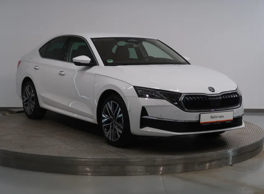 Škoda Octavia EXCLUSIVE 2.0TDI 110KW DSG WEBASTO CANTON