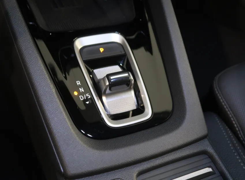 Škoda Octavia EXCLUSIVE 2.0TDI 110KW DSG WEBASTO CANTON